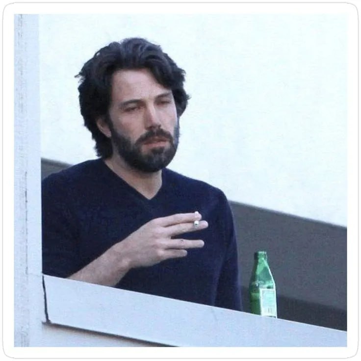 一篇详细介绍提示词缓存的长文 |blog这篇文章不仅从工程原理角度详细介绍了 prompt‑caching（paged attention + prefix caching）的工作机制，还给出了实际工程中如何设计 prompt／上下文结构来提升缓存命中率、降低计算成本／延迟的建议